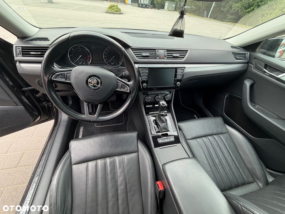Skoda Superb 2.0 TDI Style DSG - 9