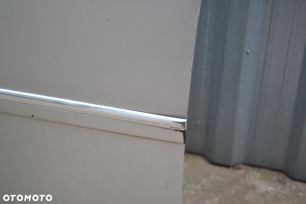 VW GOLF IV BORA DRZWI PRZÓD PRZEDNIE LEWE LISTWA CHROM LA7W POMORSKIE - 3