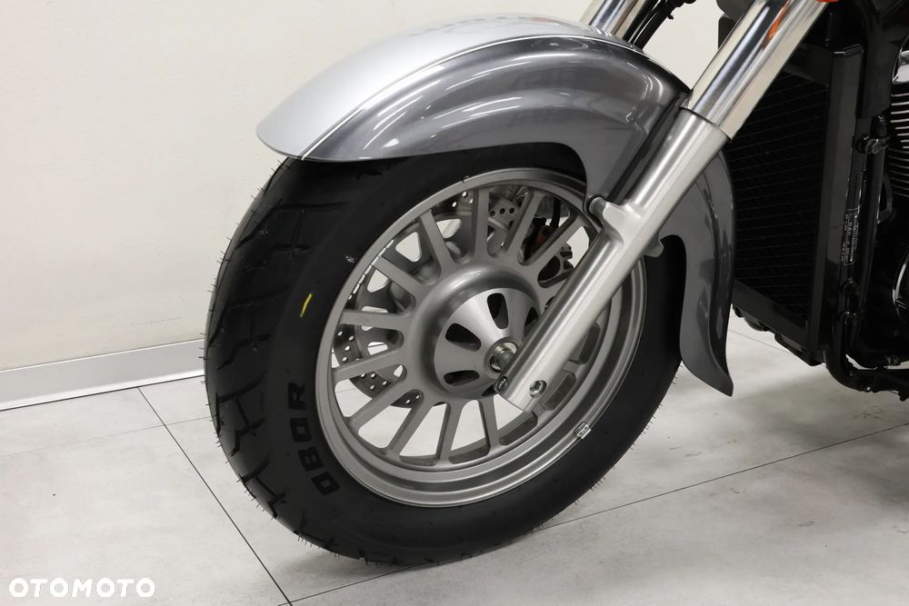 Suzuki VL 800 Volusia - 31