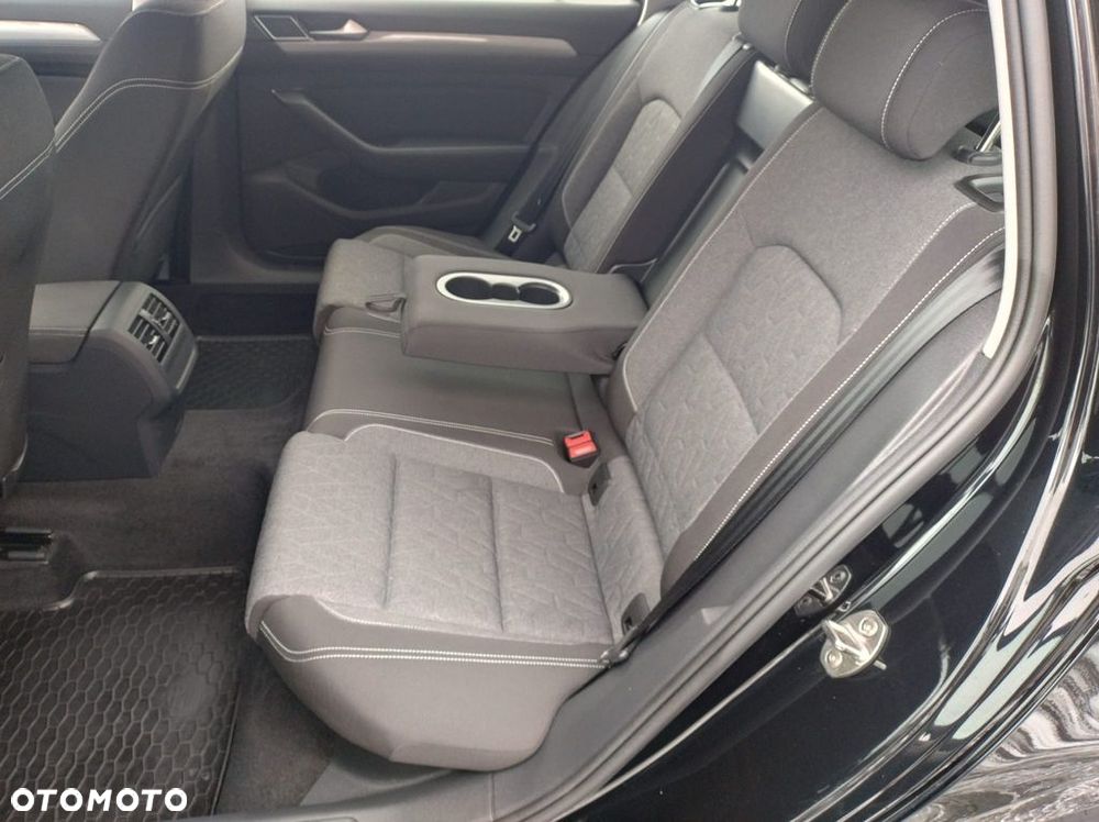 Volkswagen Passat 1.5 TSI EVO Business DSG - 13