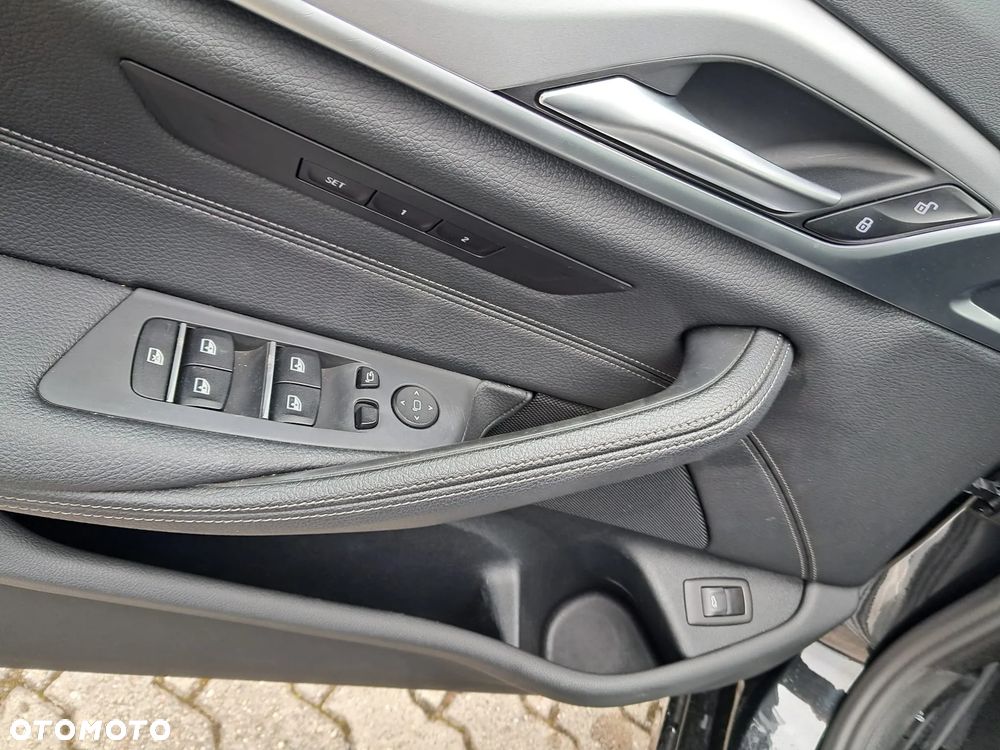 BMW Seria 5 520d Luxury Line sport - 11