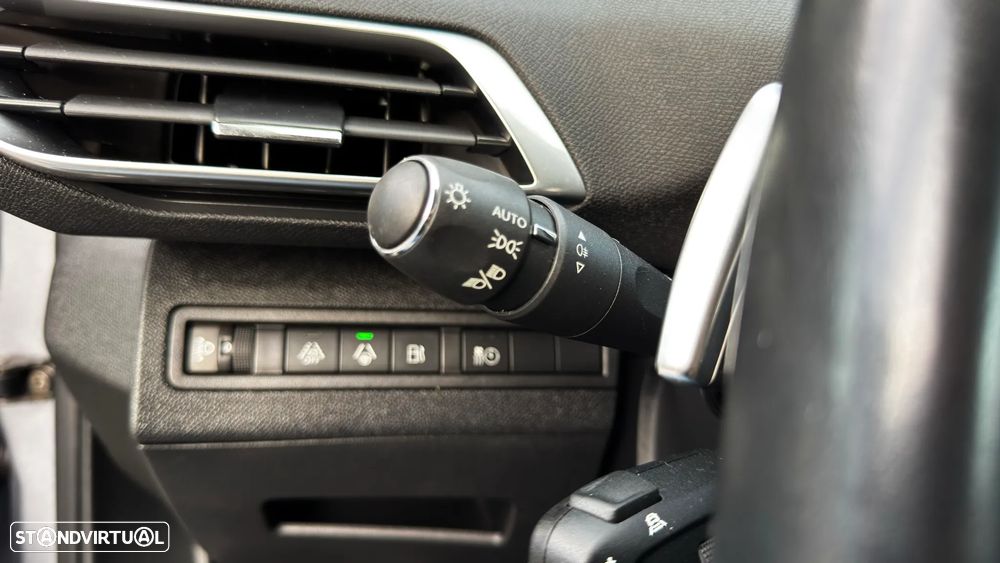 Peugeot 3008 225 e-EAT8 Allure Pack - 16