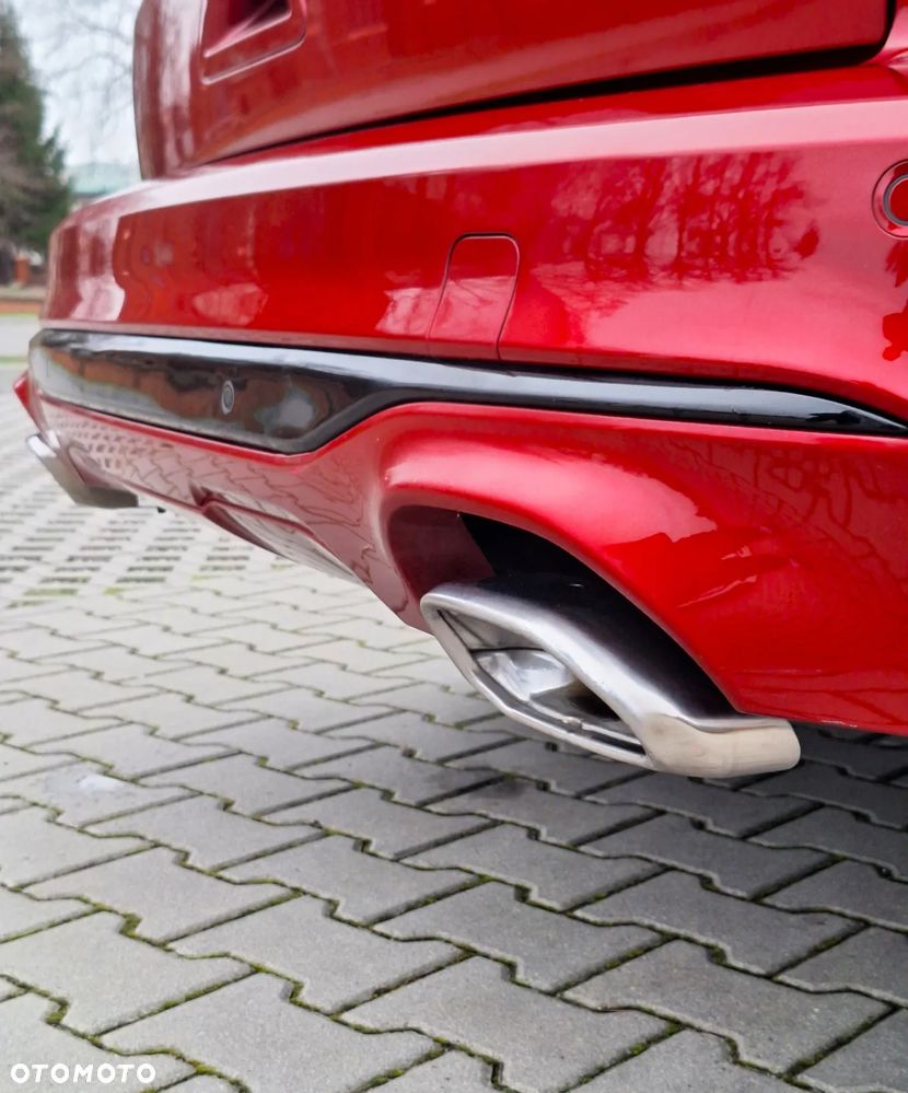 Ford Kuga 1.5 EcoBoost ST-LINE - 15