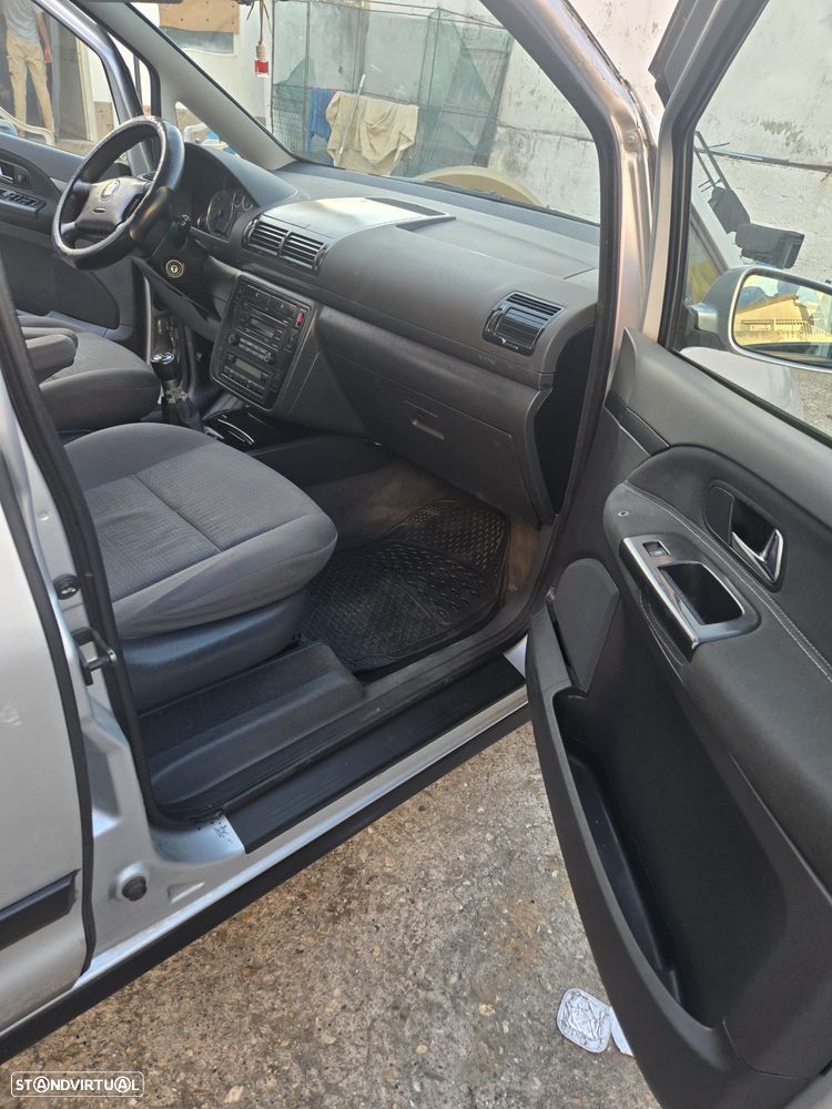 SEAT Alhambra 1.9 TDI Reference - 3