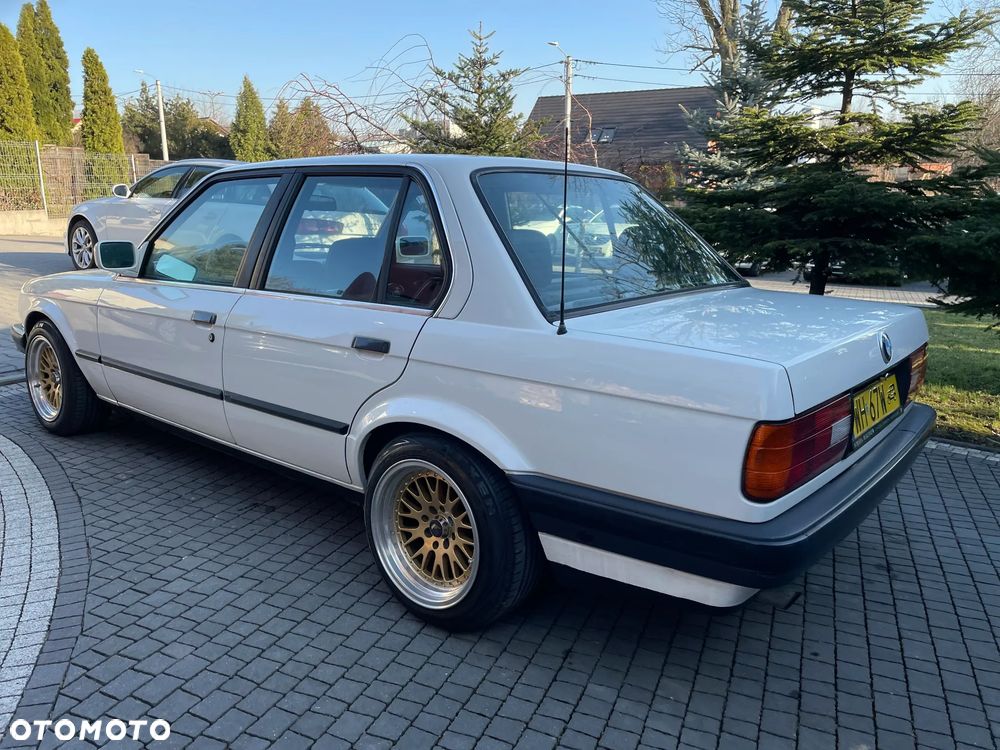 BMW Seria 3 316i - 6