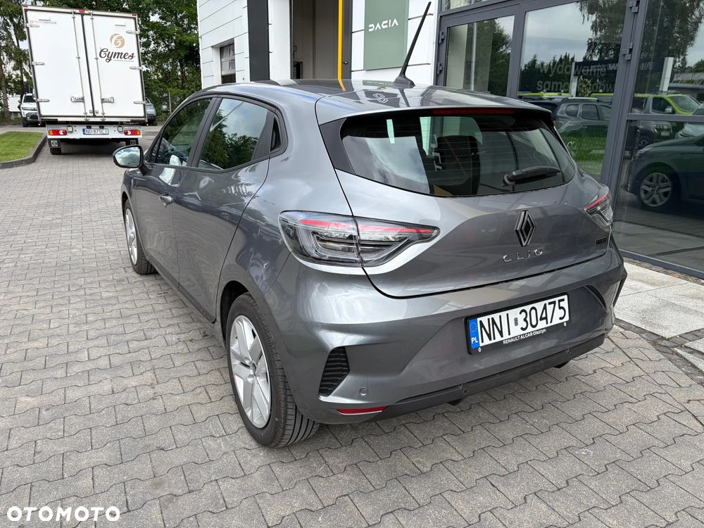 Renault Clio - 6