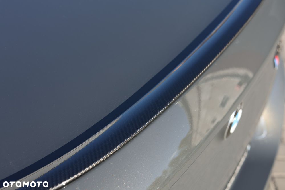 BMW Seria 8 - 17