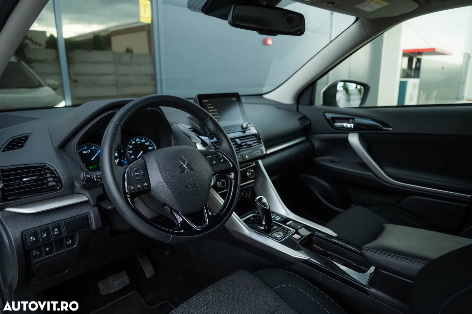Mitsubishi Eclipse-Cross Plug-In Hybrid 4WD Intro Edition - 23