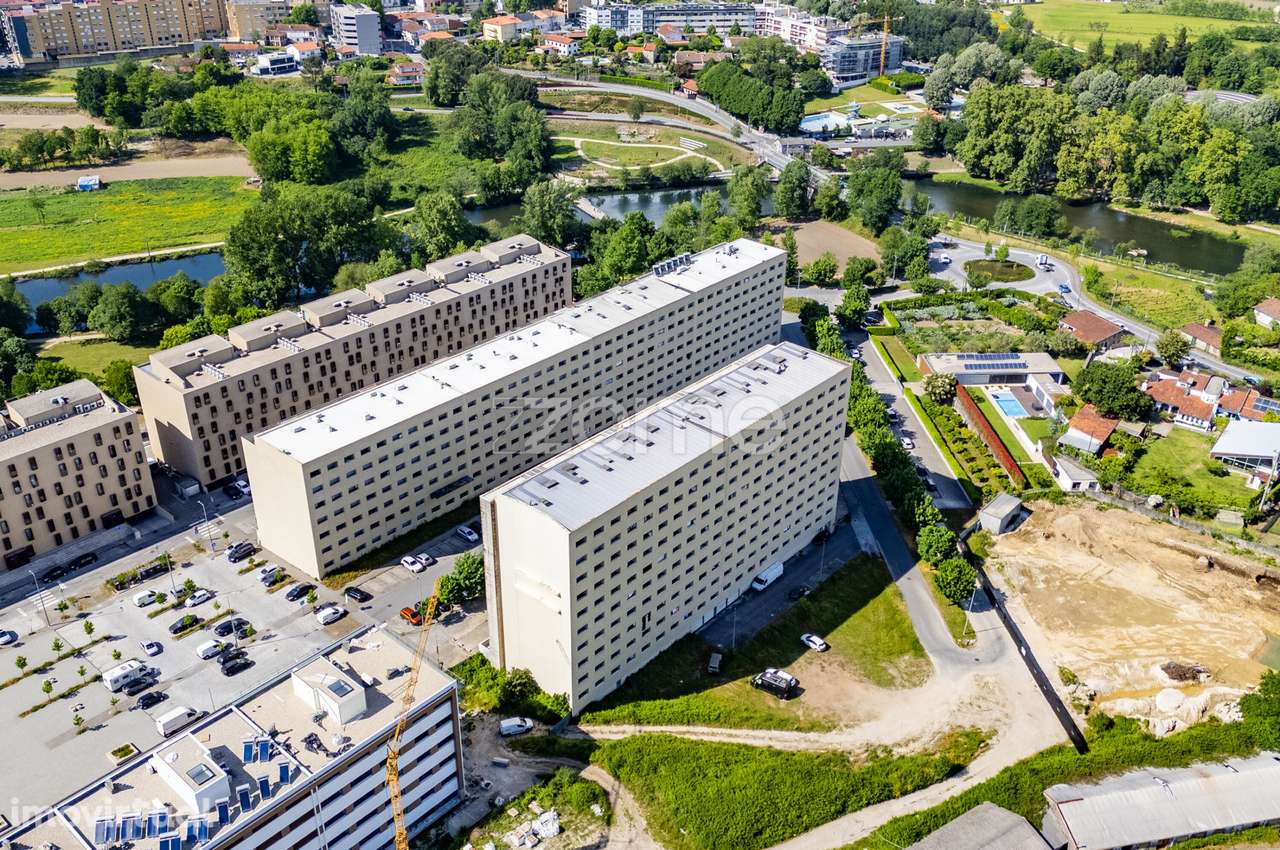 Excelente T2 no Último Piso - Ponte, Guimarães - Grande imagem: 3/41