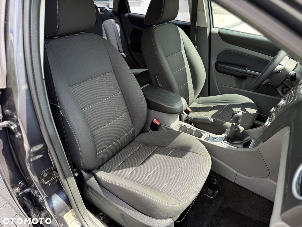 Ford Focus 1.6 Ti-VCT Titanium - 7