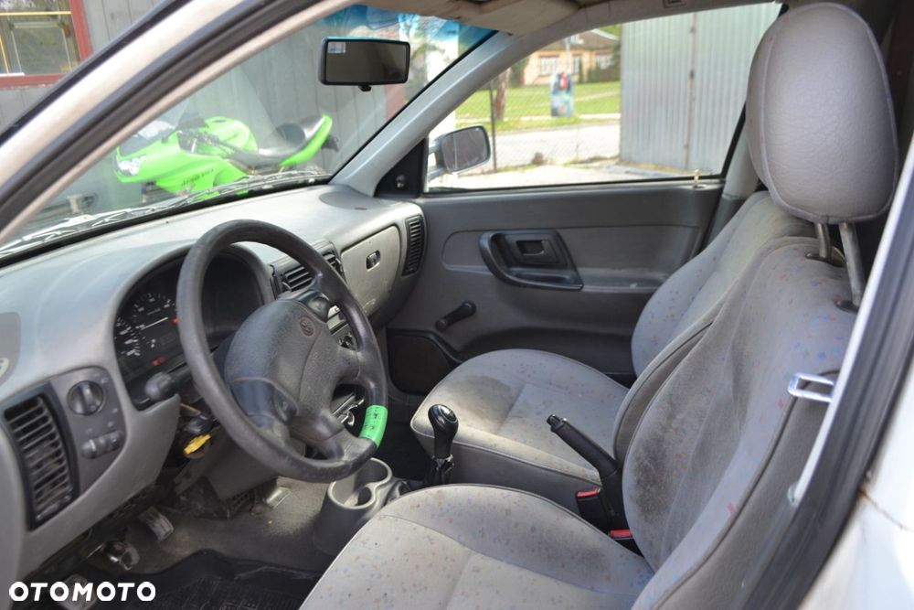 Volkswagen Caddy - 4
