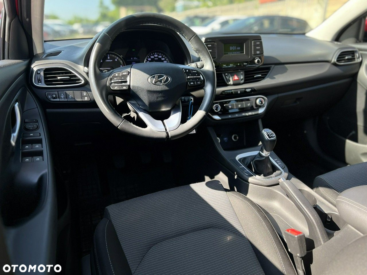 Hyundai i30 1.6 D Classic + - 7