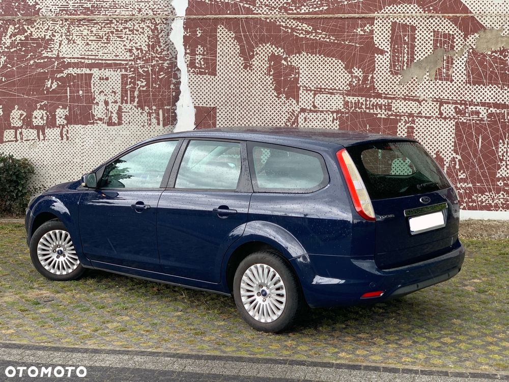 Ford Focus 1.6 TDCi Ambiente DPF - 5