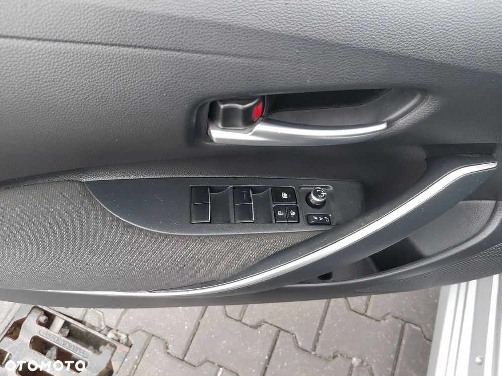 Toyota Corolla 1.8 Hybrid Comfort - 20