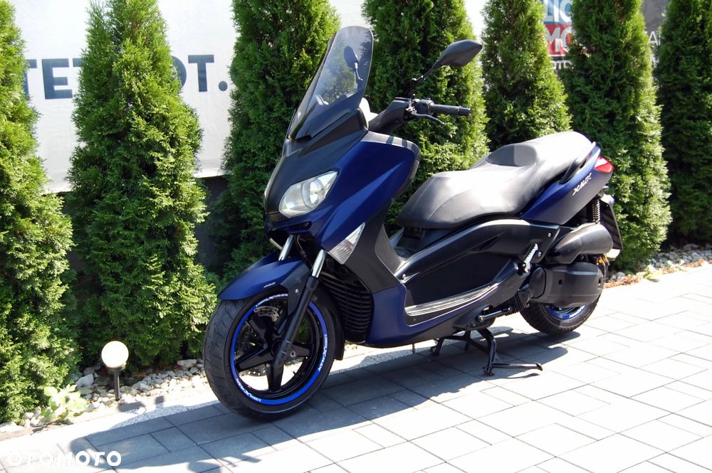 Yamaha X-max - 4