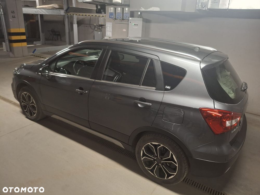 Suzuki SX4 - 4