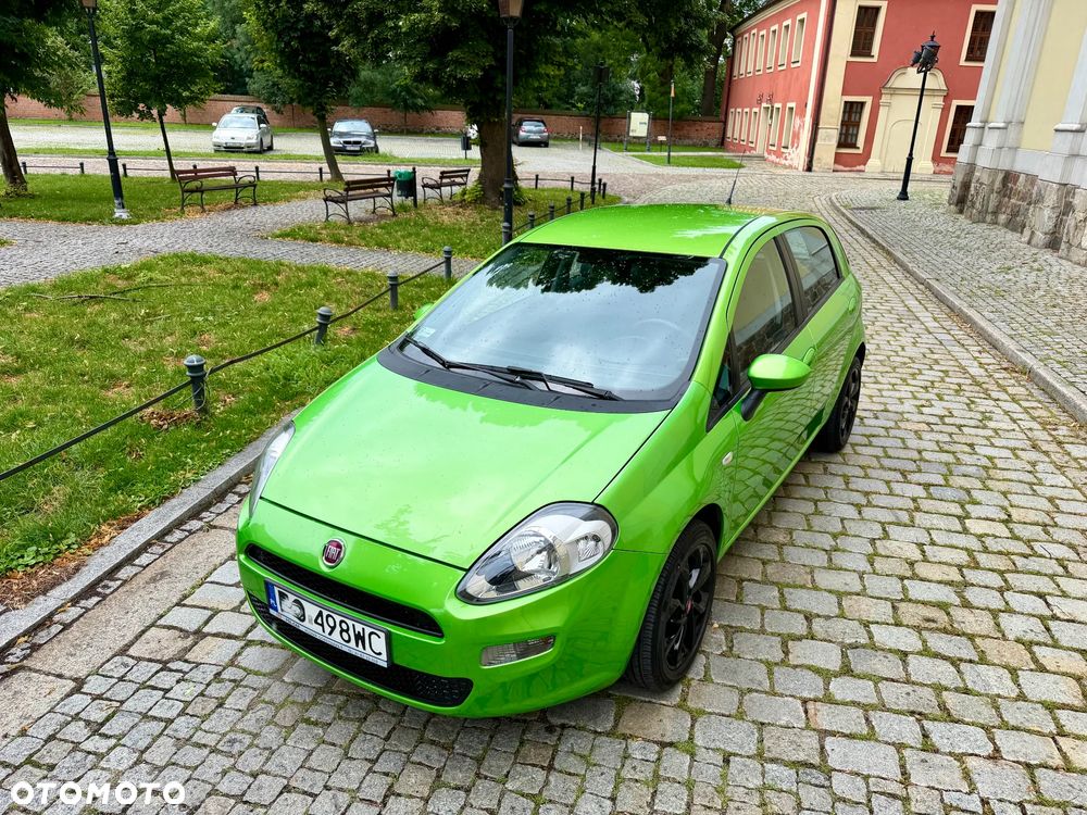 Fiat Punto 1.4 Young - 11