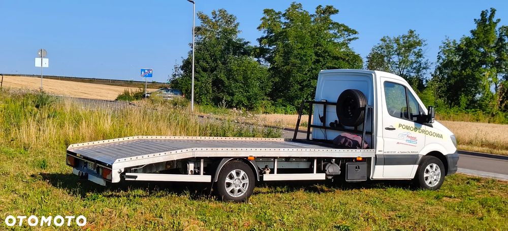 Mercedes-Benz Sprinter - 13