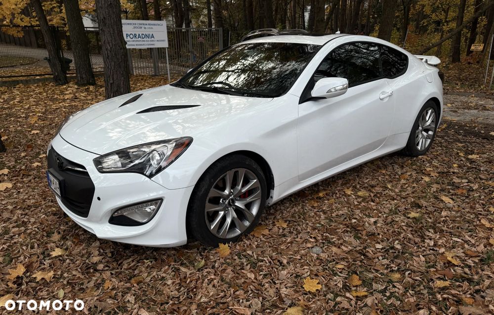 Hyundai Genesis Coupe - 1