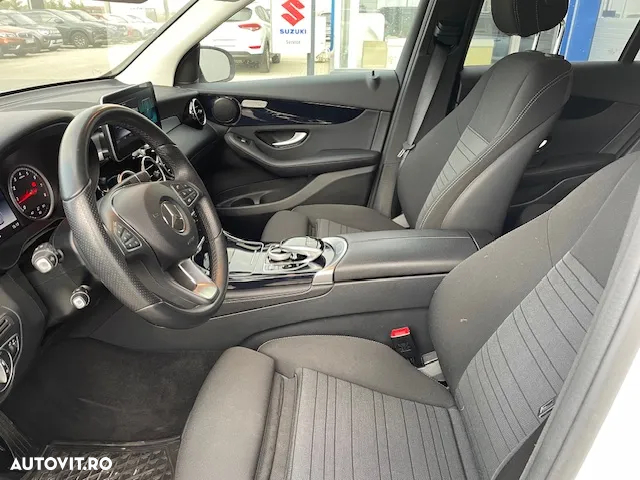 Mercedes-Benz GLC 250 4Matic 9G-TRONIC - 13