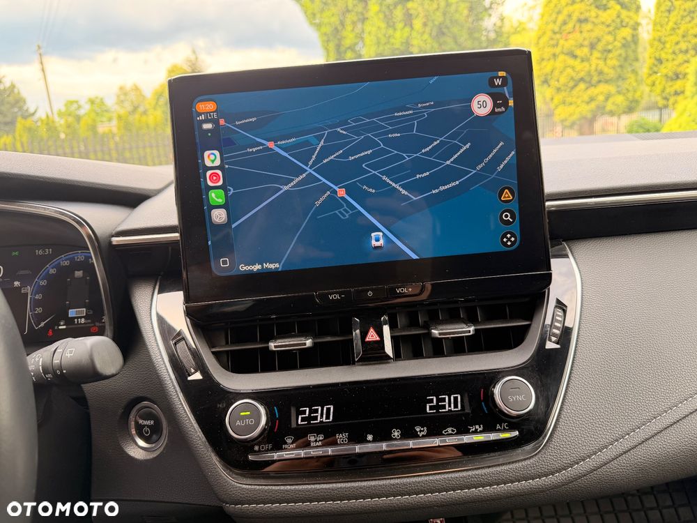 Toyota Corolla 1.8 Hybrid Executive - 17