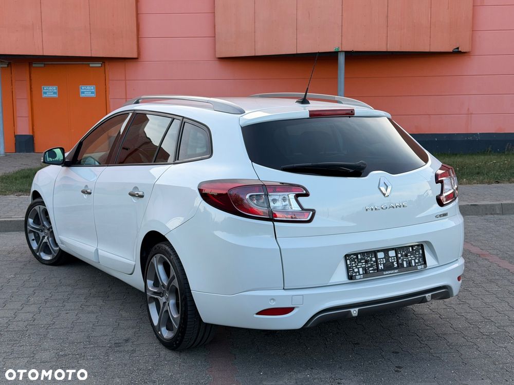 Renault Megane TCe 180 GT - 9