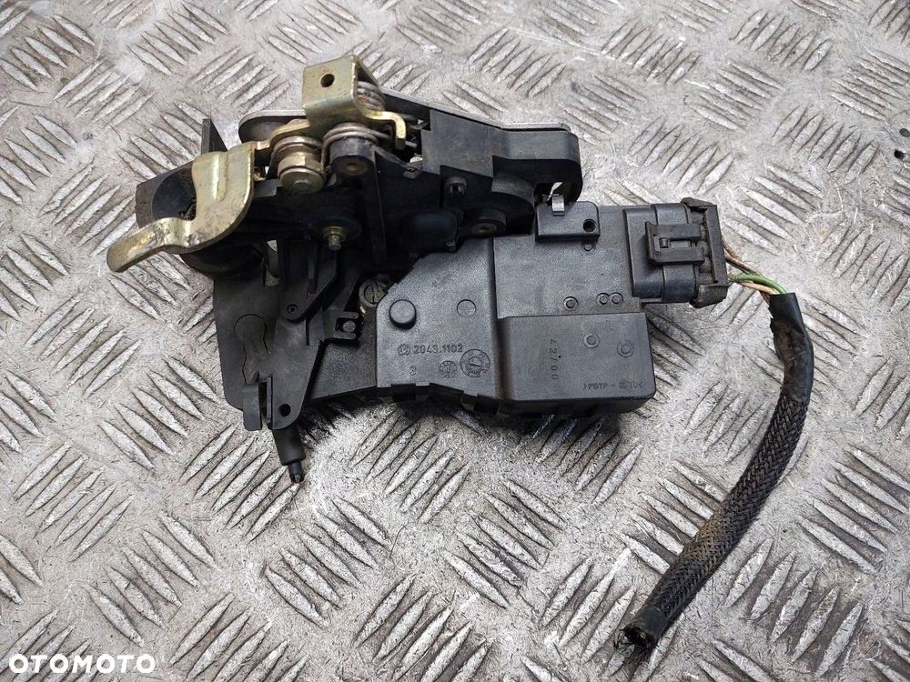 ZAMEK DRZWI LEWY PRZÓD MERCEDES W163 ML A1637202535 - 3