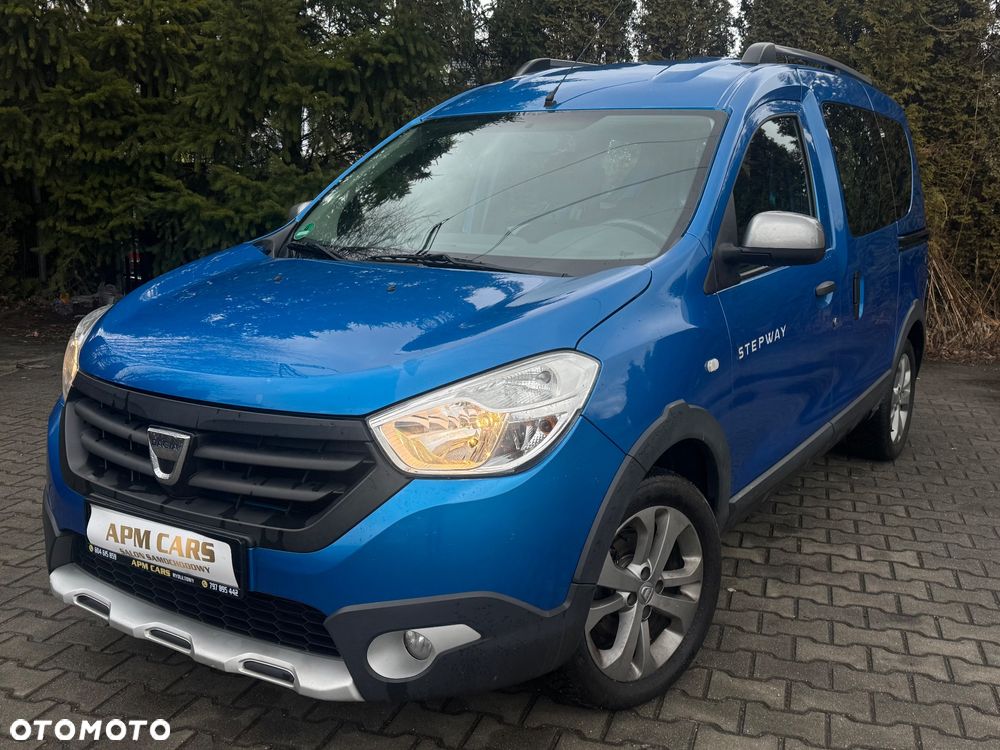 Dacia Dokker TCe 115 Stepway Celebration - 3