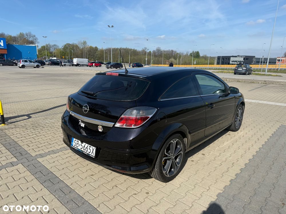Opel Astra 1.6 T Sport - 16