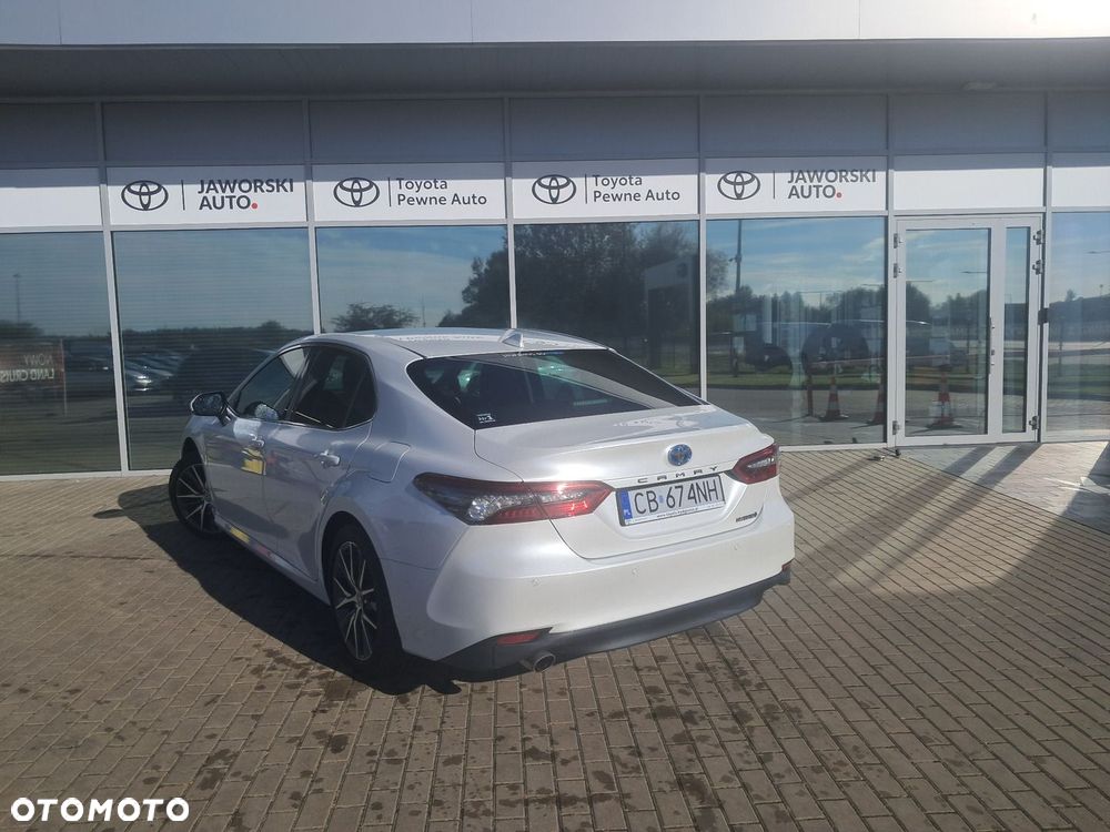 Toyota Camry 2.5 Hybrid Executive CVT - 9
