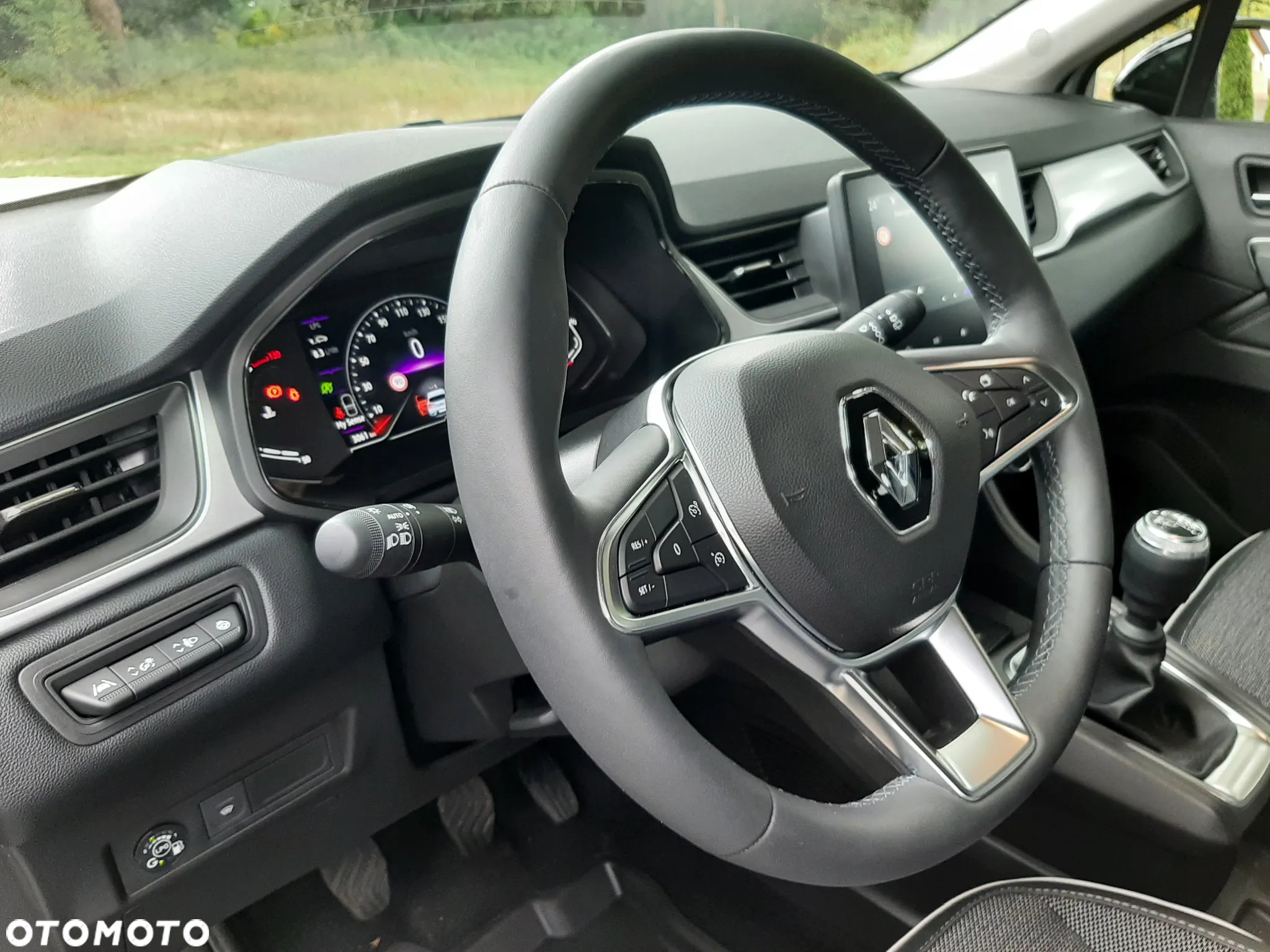 Renault Captur 1.0 TCe Techno - 10