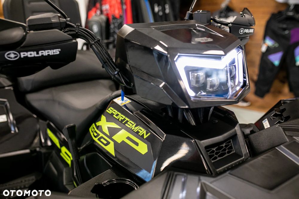 Polaris Sportsman - 12