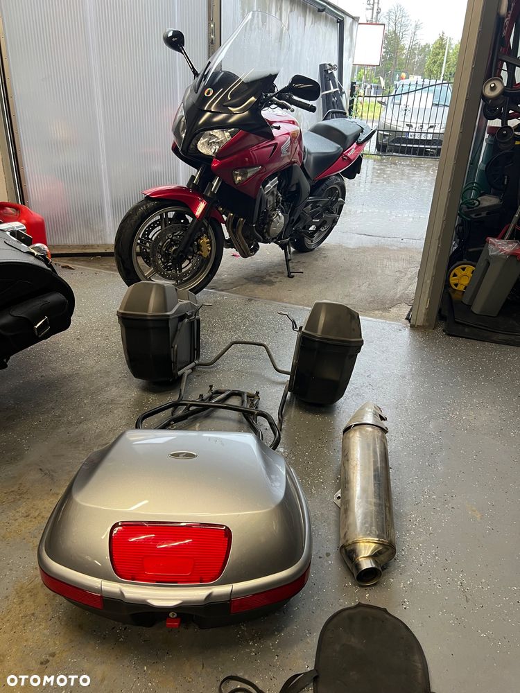 Honda CBF - 10