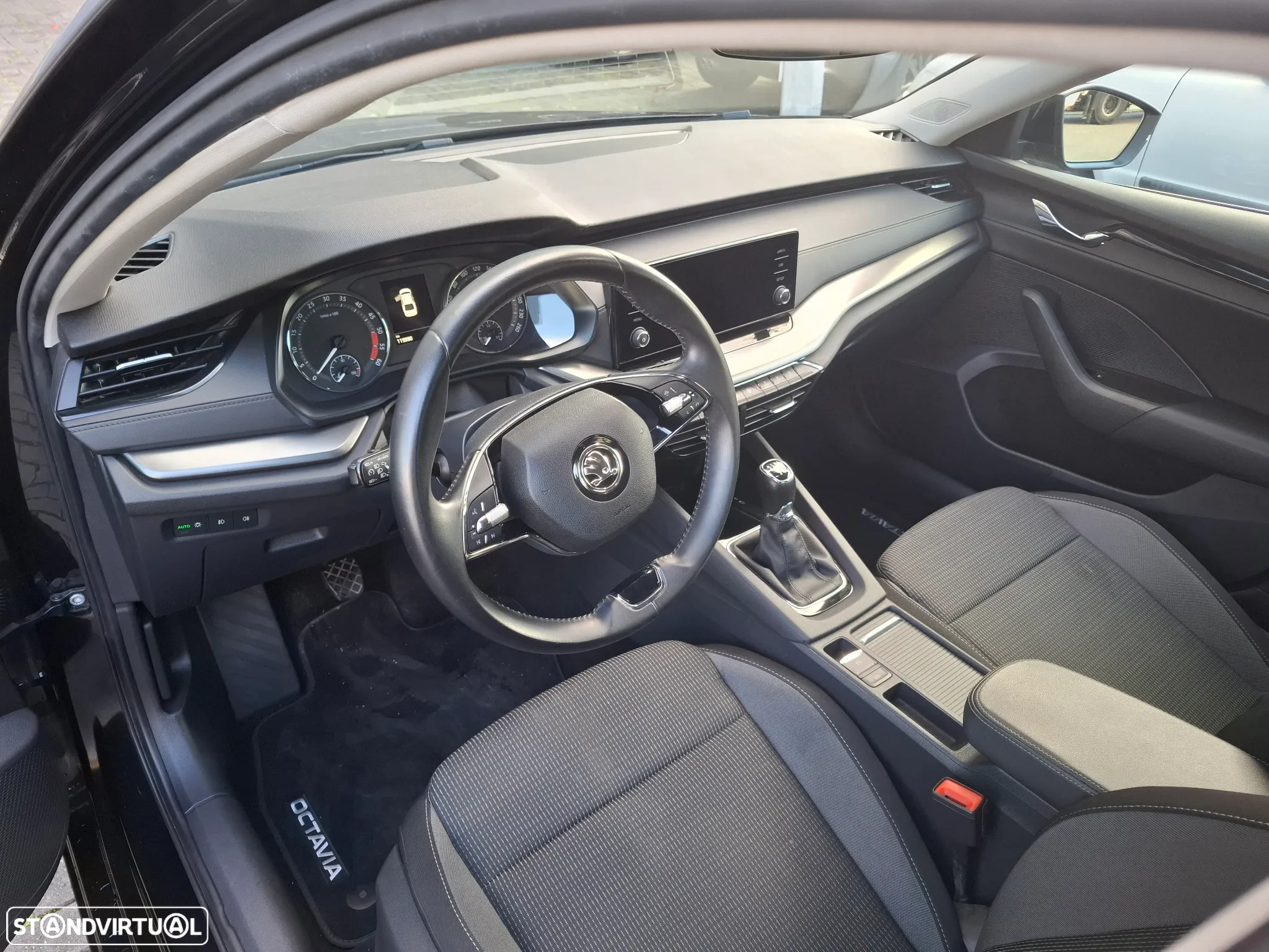 Skoda Octavia 2.0 TDI Active - 4