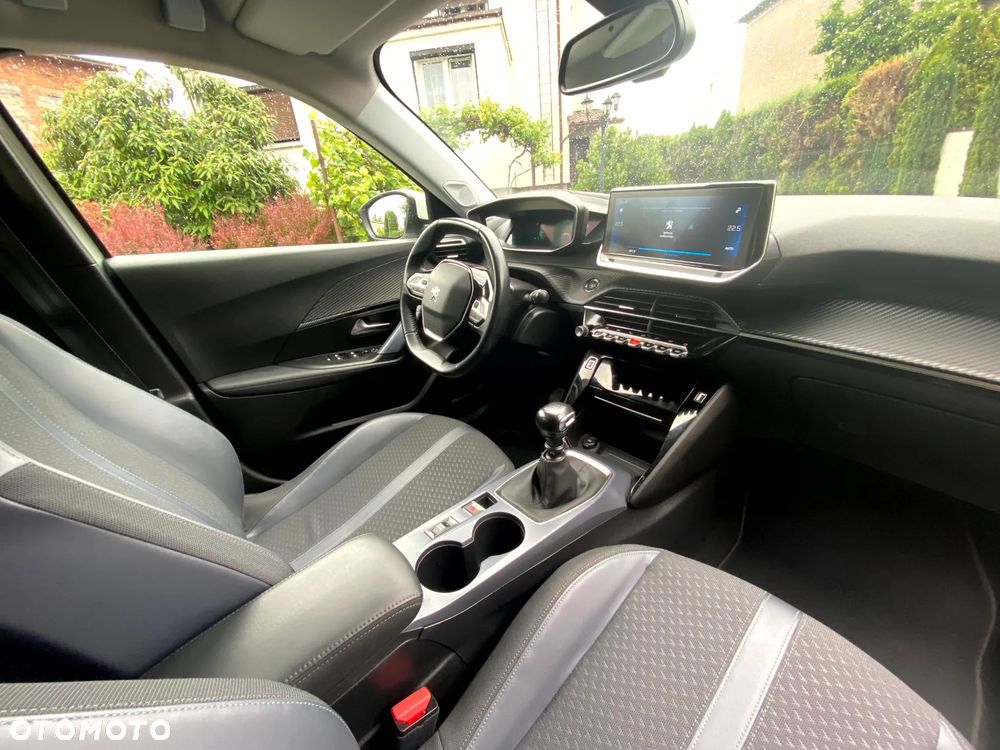 Peugeot 2008 - 4