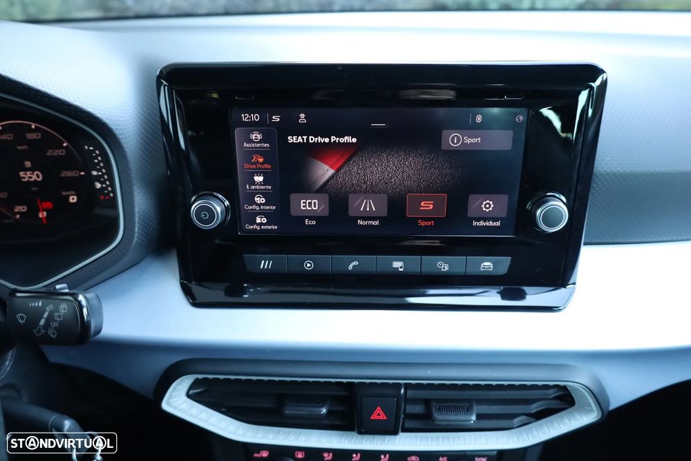 SEAT Arona 1.0 TSI FR - 26