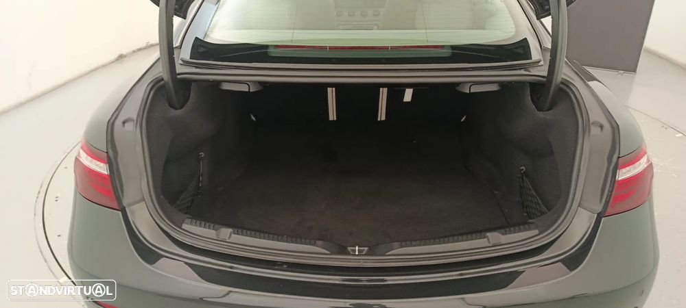Mercedes-Benz E 220 d Aut. - 34