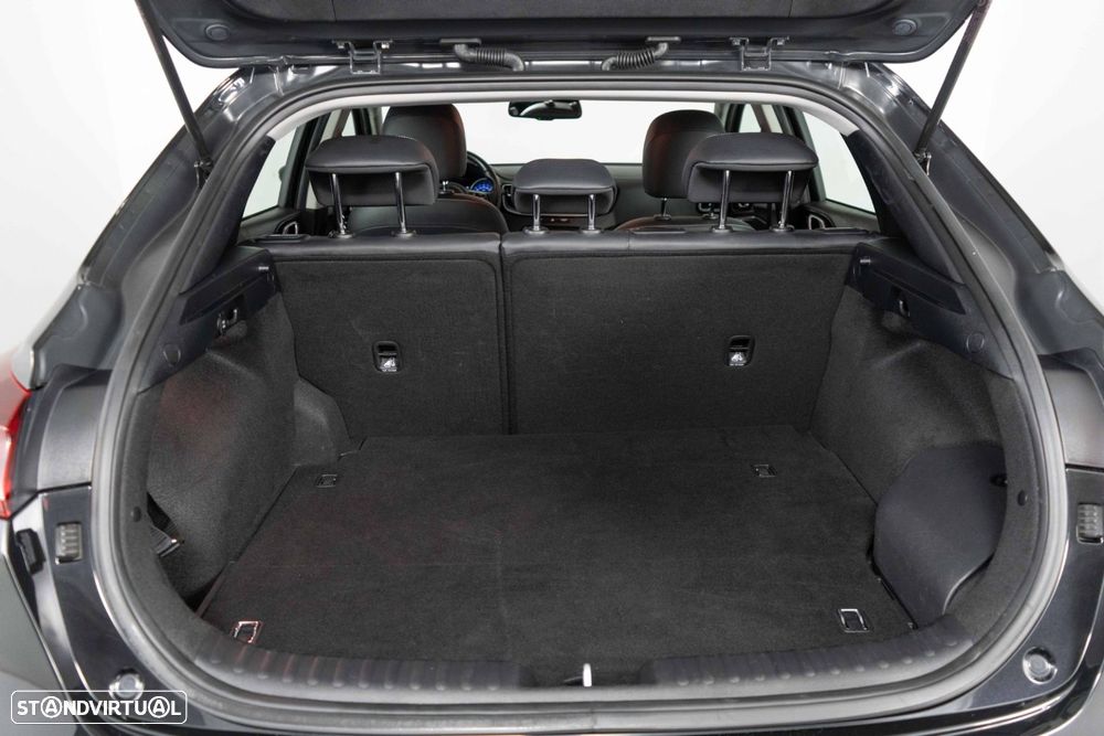 Kia XCeed 1.6 GDi PHEV Drive - 13