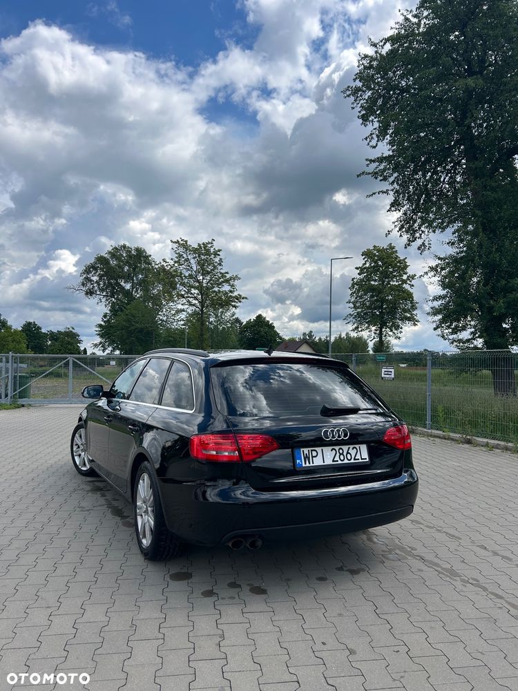 Audi A4 Avant 2.0 TDI DPF - 8