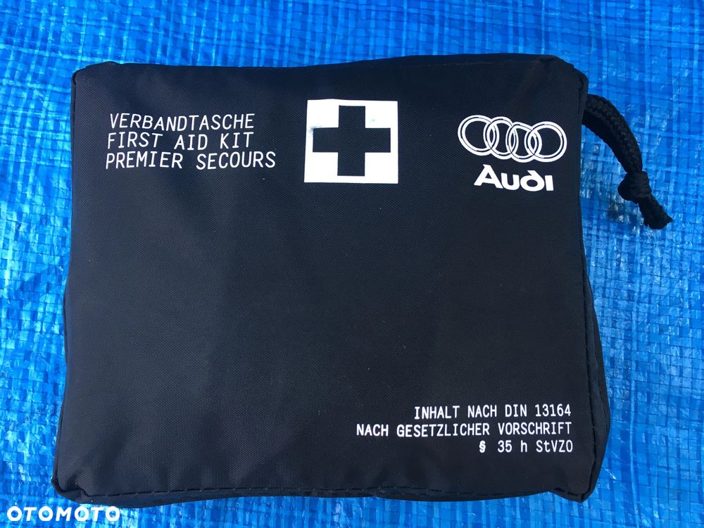 Audi Q5 80A A4 B9 A5 8W  Q7 4M Apteczka 8W0860282B - 1