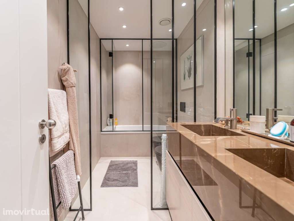 Apartamento T4 com garagem e vista Rio no Chiado, Lisboa - Grande imagem: 3/24