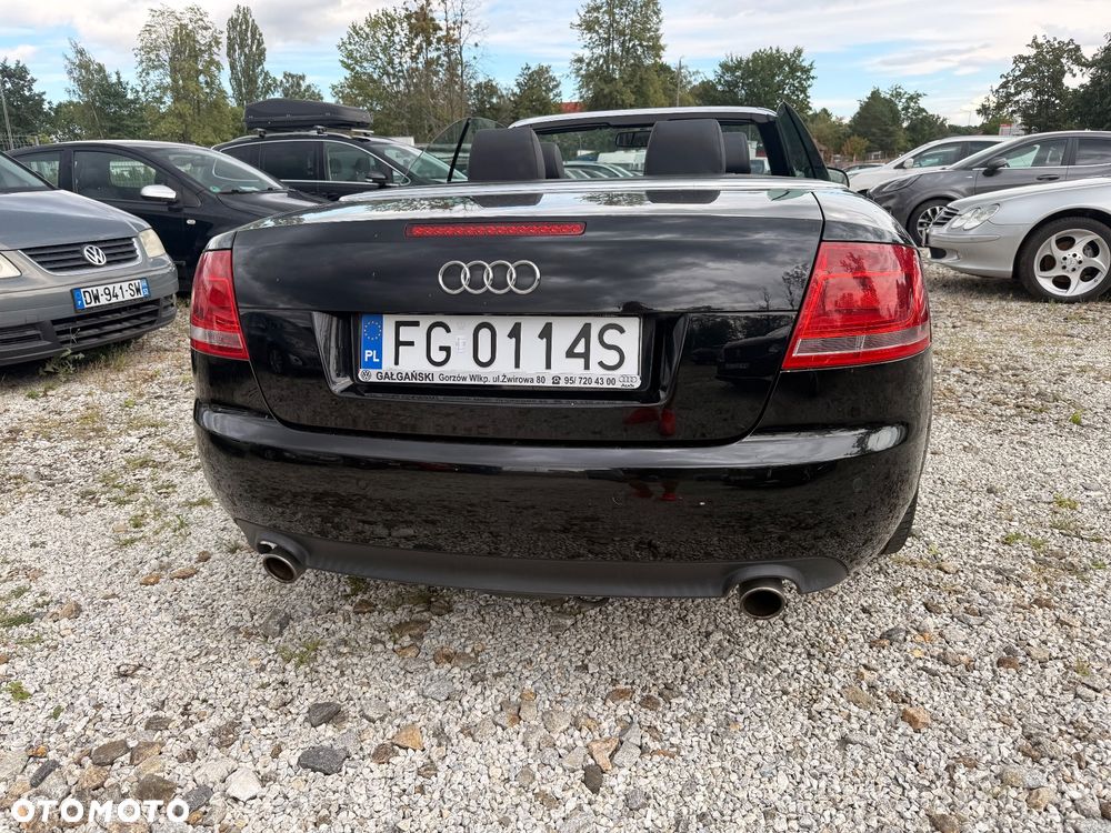Audi A4 Cabrio - 9