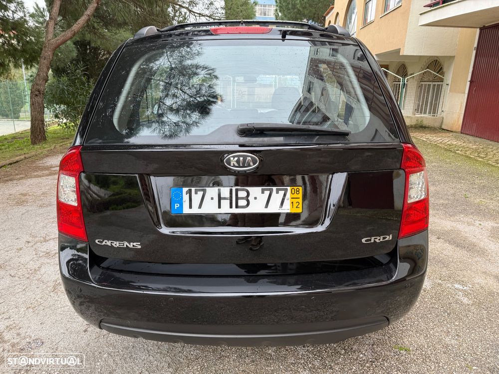 Kia Carens 2.0 CRDi LX - 16