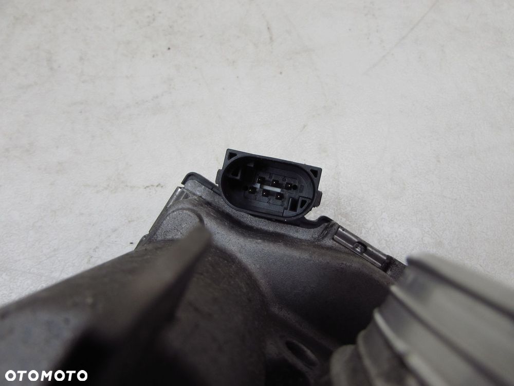 VOLVO S80 II V70 III XC60 XC90 06-17 2.5 T5 PRZEPUSTNICA POWIETRZA 30711552 0280750146 - 6