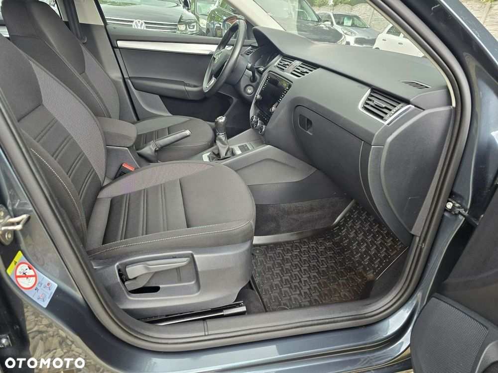 Skoda Octavia 1.5 TSI Business - 9