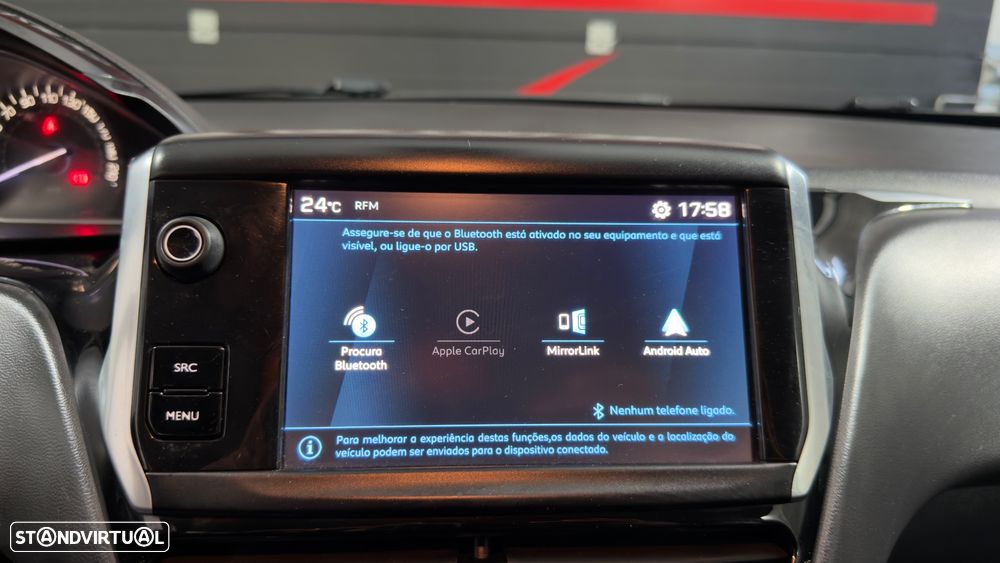 Peugeot 208 1.2 PureTech Signature - 24