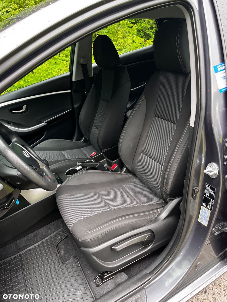 Hyundai i30 1.4 Classic + - 15