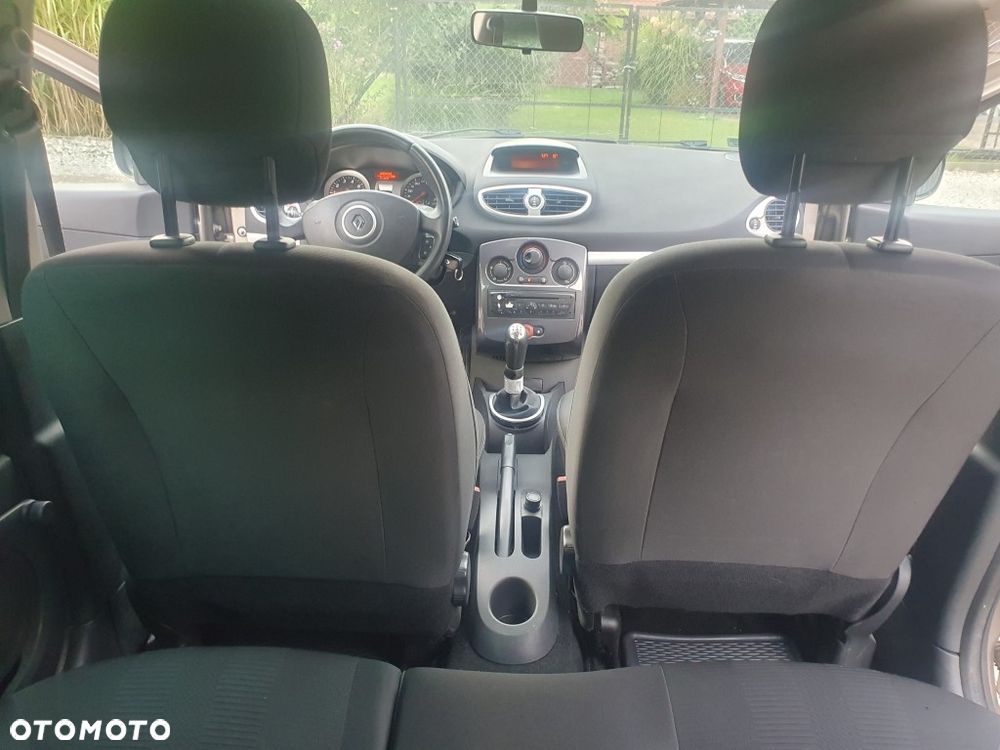 Renault Clio 1.2 16V TCE Tech Run - 15