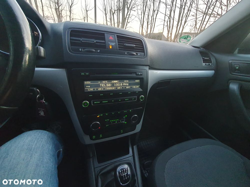 Skoda Yeti 1.6 TDI GreenLine - 17