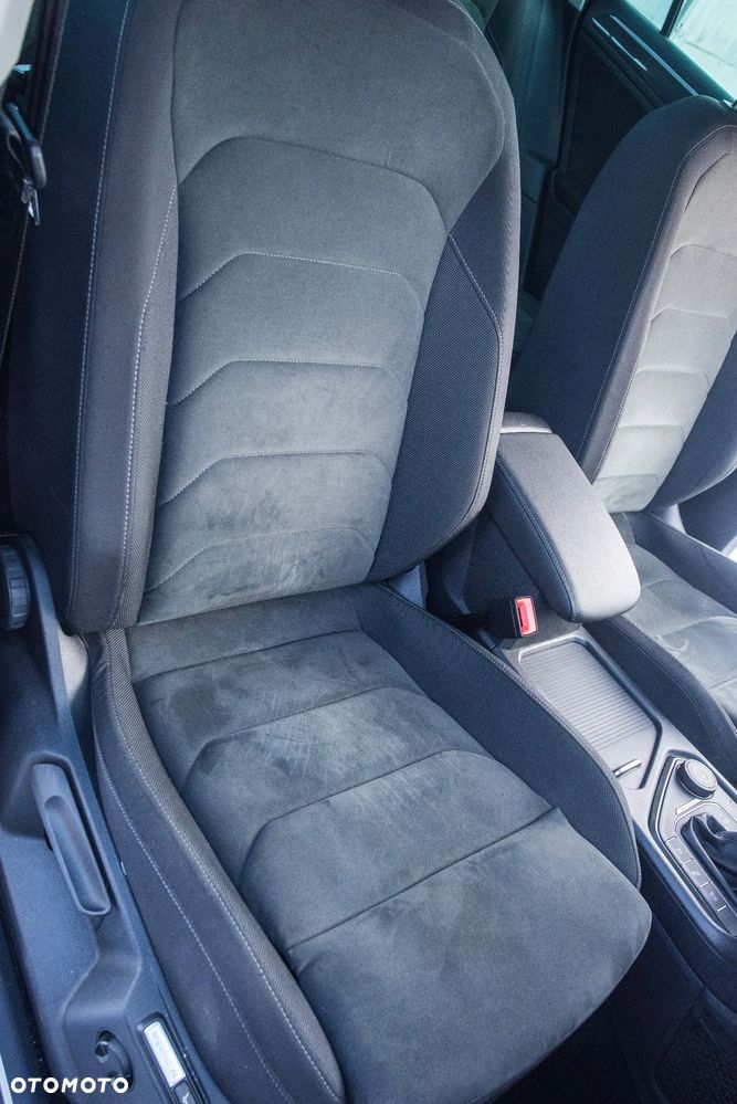 Volkswagen Tiguan - 35